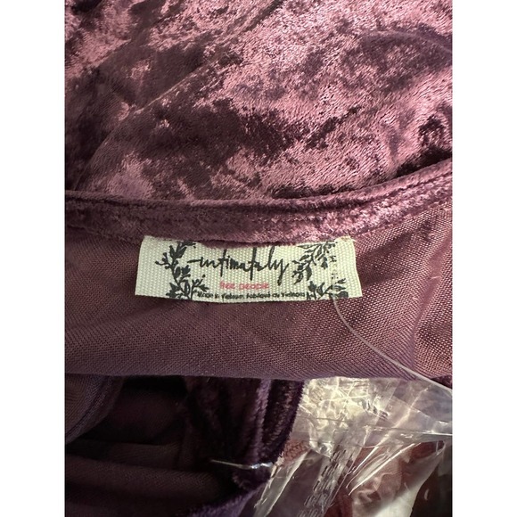 Free People Intimately ALL NIGHT VELVET TUNIC Size M - Picture 4 of 5